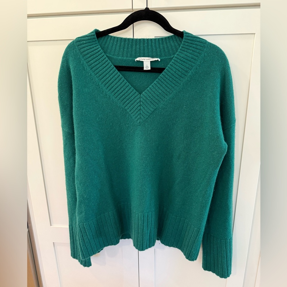 💚Autumn Cashmere Green V-Neck Sweater Size S💚